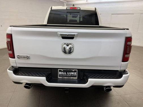 Bright White Clearcoat 2022 RAM 1500 Longhorn