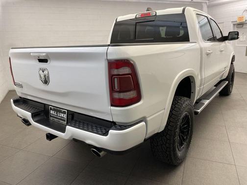Bright White Clearcoat 2022 RAM 1500 Longhorn