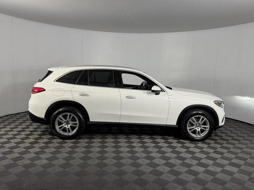 2024 Mercedes-Benz GLC 300 Base