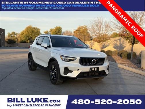 2025 Volvo XC40 B5 Core Bright Theme