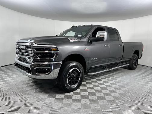 2025 RAM 2500 Laramie Crew Cab 4x4 8' Box