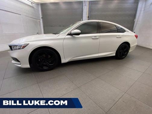 Platinum White Pearl 2018 Honda Accord EX