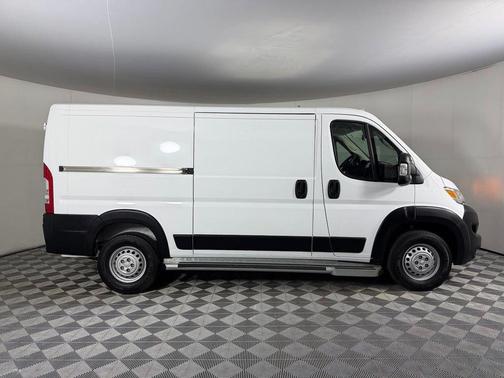 Bright White Clearcoat 2025 RAM ProMaster 2500 Tradesman