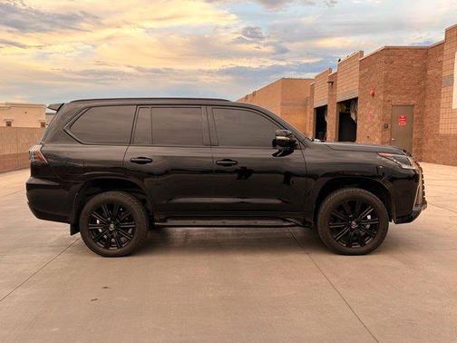 Black Onyx 2019 Lexus LX 570 Base