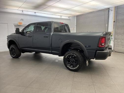 2025 RAM 2500 Tradesman Crew Cab 4x4 6'4' Box