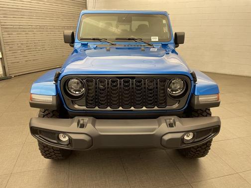 2025 Jeep Gladiator Willys