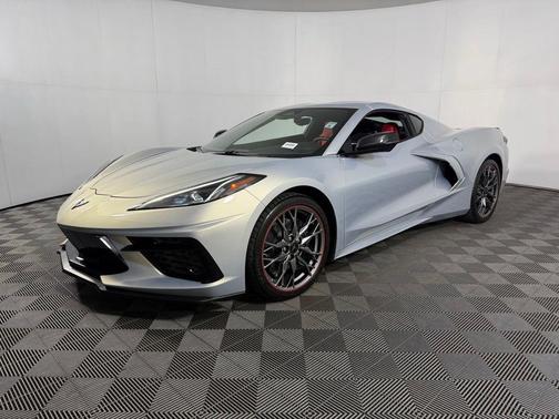 Silver Flare Metallic 2024 Chevrolet Corvette Stingray w/1LT