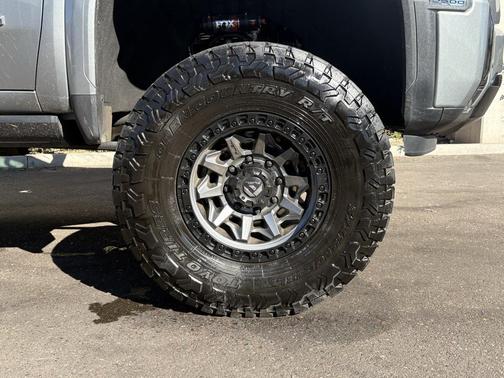 2025 GMC Sierra 2500 AT4