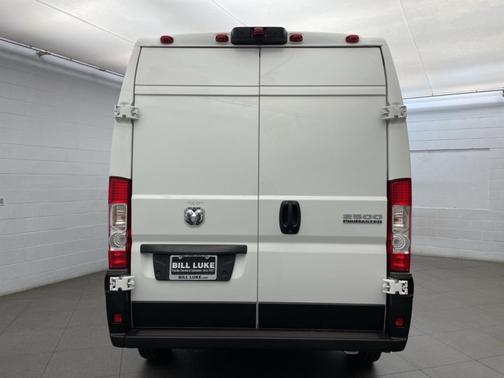2026 RAM ProMaster 2500 Tradesman