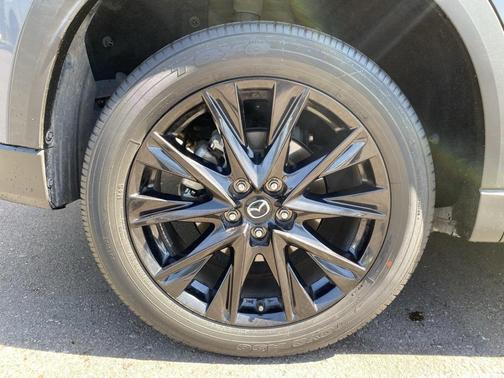 2022 Mazda CX-5 Carbon Edition