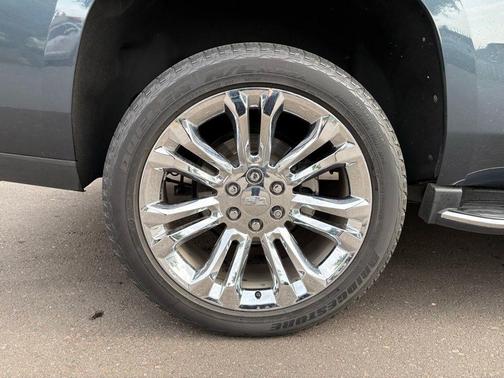 Shadow Metallic 2020 Cadillac Escalade Luxury