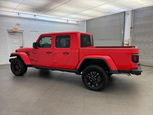 2025 Jeep Gladiator Nighthawk