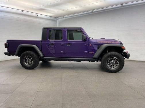 2026 Jeep Gladiator Mojave 4x4