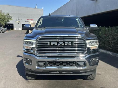 2022 RAM 2500 Laramie Crew Cab 4x4 6'4' Box