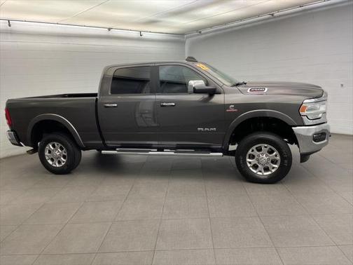 2022 RAM 2500 Laramie Crew Cab 4x4 6'4' Box