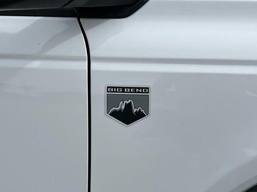 Oxford White 2025 Ford Bronco Big Bend