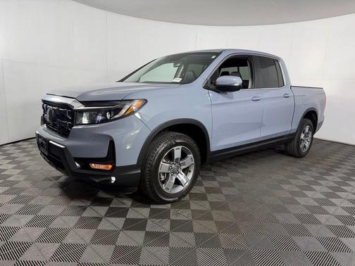 Gray 2024 Honda Ridgeline RTL
