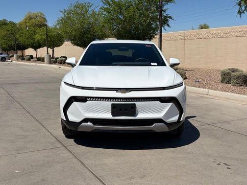 Summit White 2025 Chevrolet Equinox EV LT