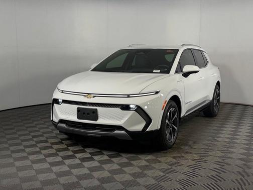 Summit White 2025 Chevrolet Equinox EV LT