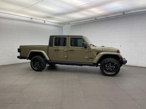 2025 Jeep Gladiator Willys
