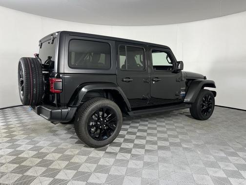 2022 Jeep Wrangler Unlimited 4xe Sahara