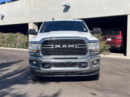 2022 RAM 2500 Big Horn Crew Cab 4x4 6'4' Box