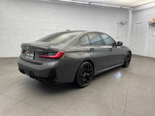 2025 BMW M340 xDrive