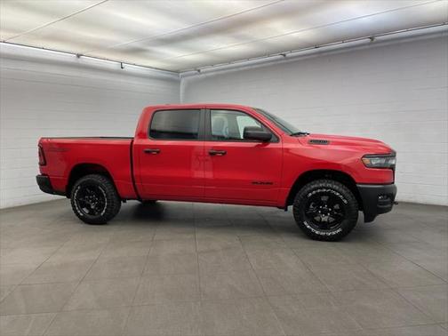 2025 RAM 1500 Warlock Crew Cab 4x4 5'7' Box
