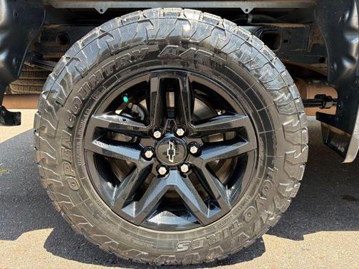 Satin Steel Metallic 2019 Chevrolet Silverado 1500 LT Trail Boss