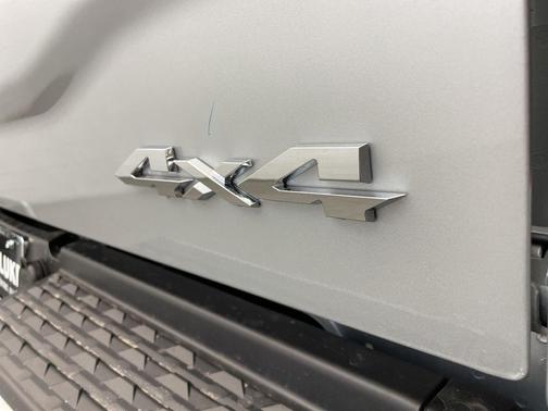 2026 RAM 2500 Laramie Crew Cab 4x4 6'4' Box