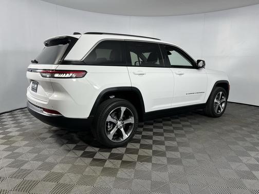 2023 Jeep Grand Cherokee 4xe Base