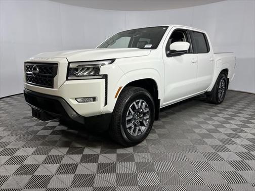 2024 Nissan Frontier SL