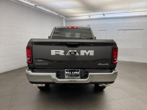 2025 RAM 2500 Big Horn Crew Cab 4x4 6'4' Box