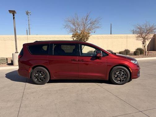 2021 Chrysler Pacifica Hybrid Limited