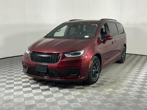 2021 Chrysler Pacifica Hybrid Limited