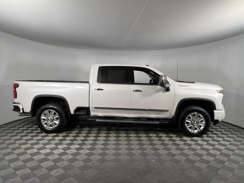 2025 Chevrolet Silverado 2500 High Country
