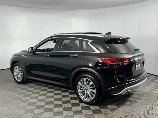 2024 INFINITI QX50 LUXE