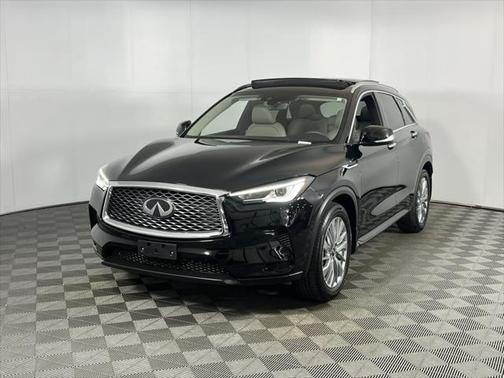 2024 INFINITI QX50 LUXE