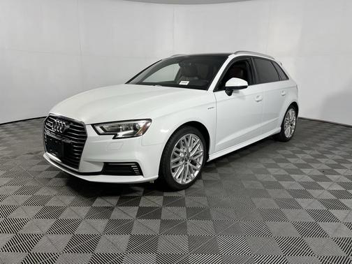 2018 Audi A3 e-tron 1.4T Tech Premium