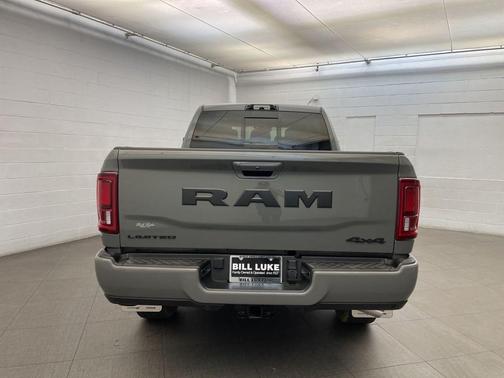 2026 RAM 2500 Limited Mega Cab 4x4 6'4' Box
