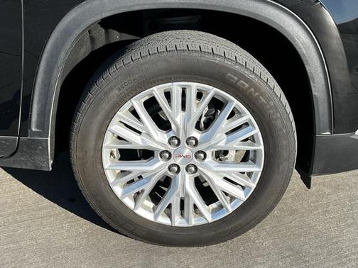 2024 GMC Acadia FWD Elevation