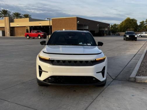 2024 Jeep Wagoneer S Launch Edition