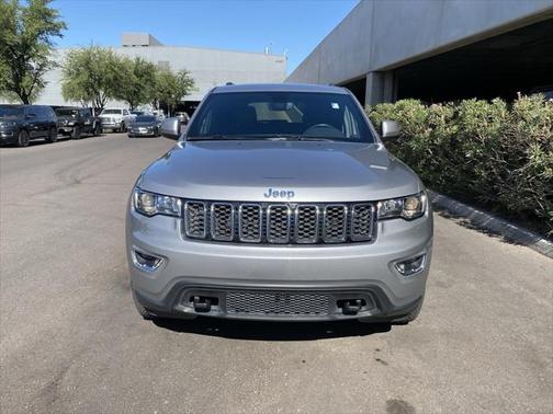 2020 Jeep Grand Cherokee Laredo