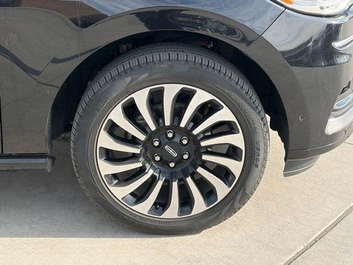 2023 Lincoln Navigator Black Label