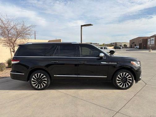 2023 Lincoln Navigator Black Label
