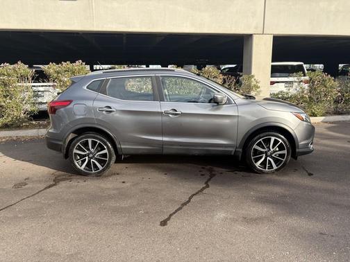 2017 Nissan Rogue Sport SL