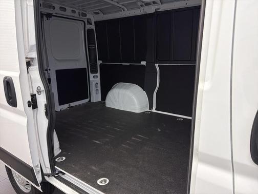 2026 RAM ProMaster 1500 Low Roof
