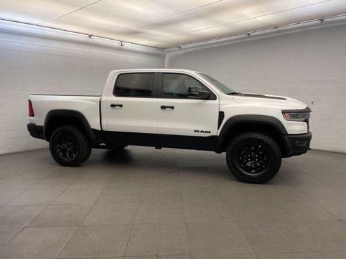 2026 RAM 1500 RHO Crew Cab 4x4 5'7' Box