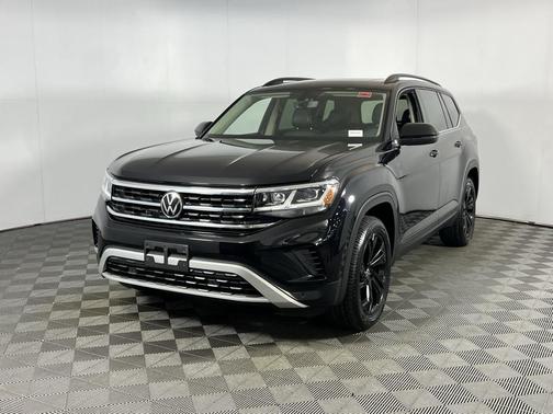 2022 Volkswagen Atlas 2.0T SE w/Technology