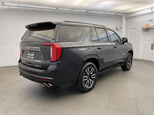 2023 GMC Yukon 4WD AT4